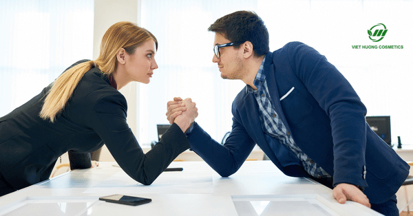 Rủi ro khi kinh doanh mỹ phẩm tới từ đối thủ